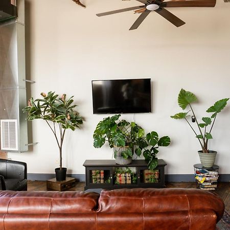 420 Friendly Canada Bridge View Loft Downtown Free Parking Детройт Екстер'єр фото