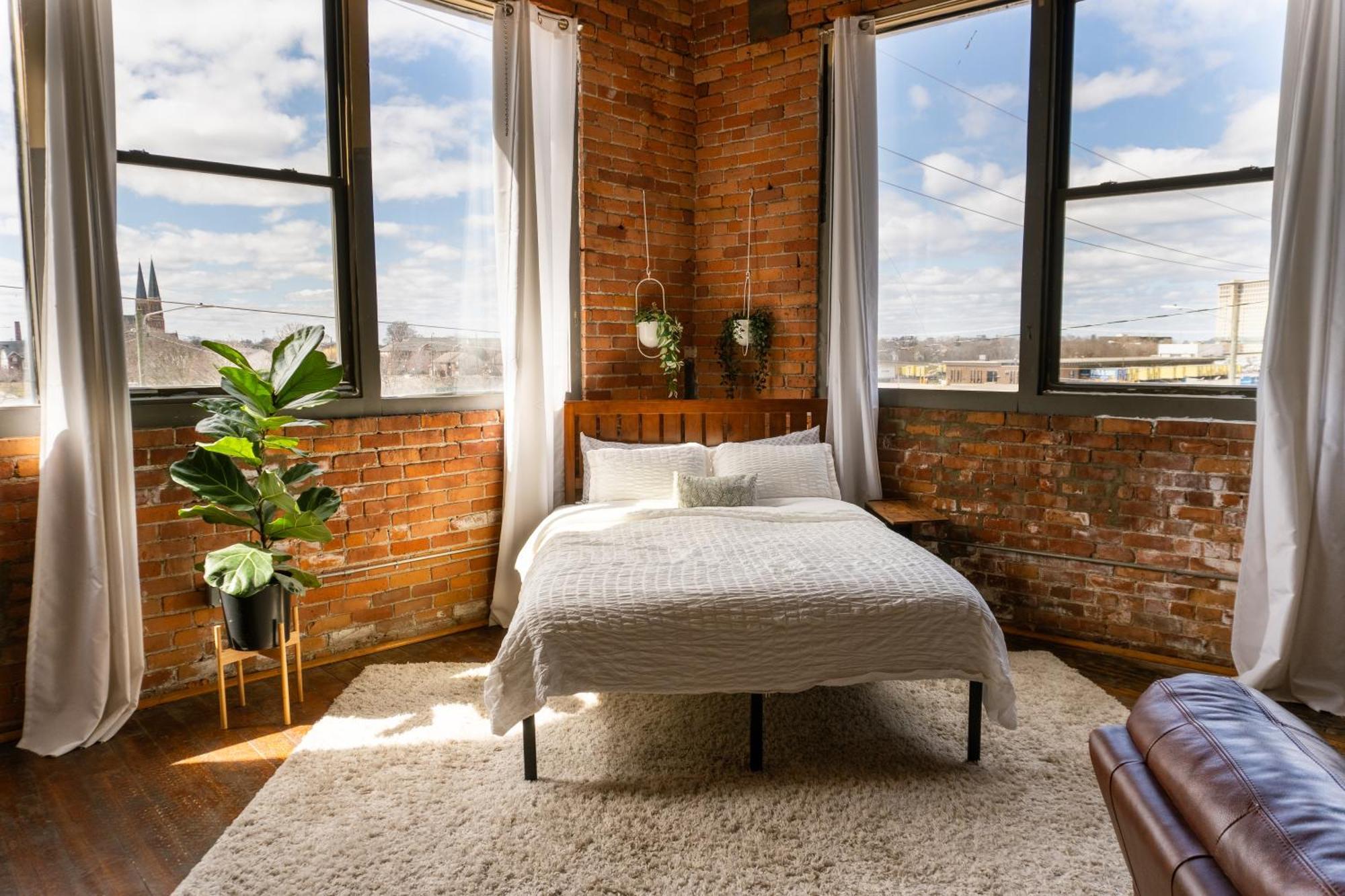 420 Friendly Canada Bridge View Loft Downtown Free Parking Детройт Екстер'єр фото