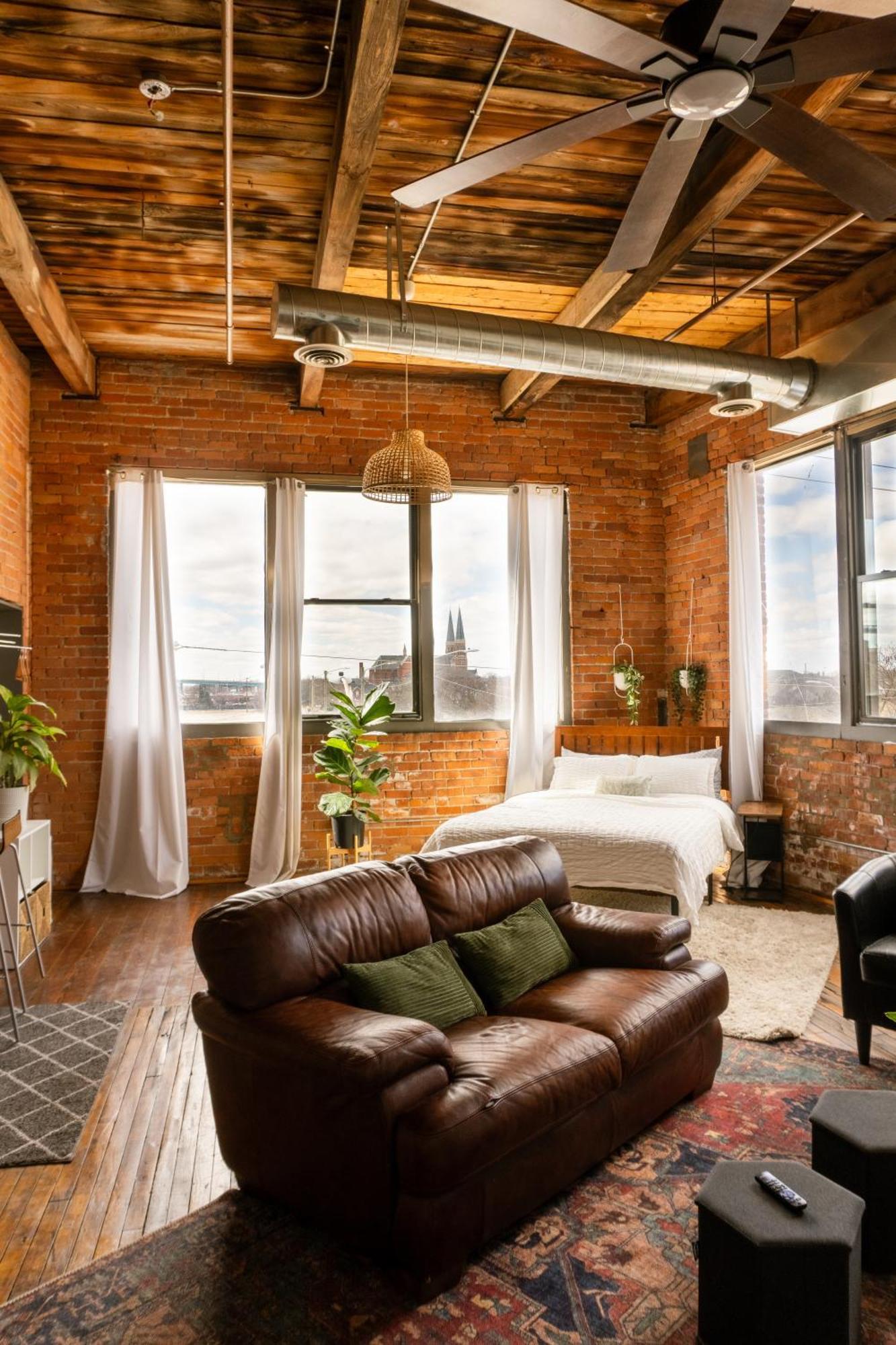 420 Friendly Canada Bridge View Loft Downtown Free Parking Детройт Екстер'єр фото